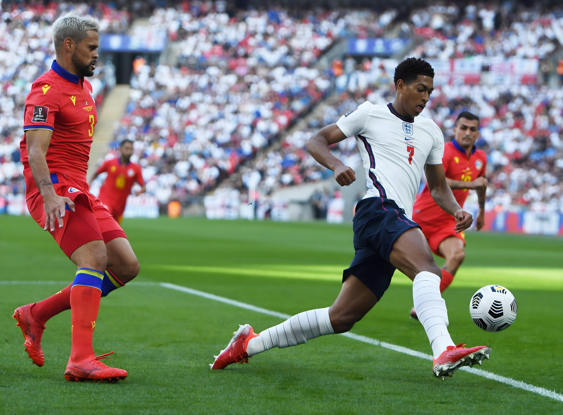 4名外援 4名外援