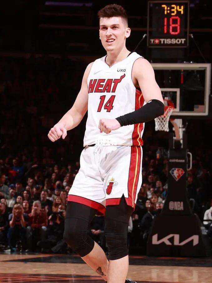 与现场声场 与现场声场